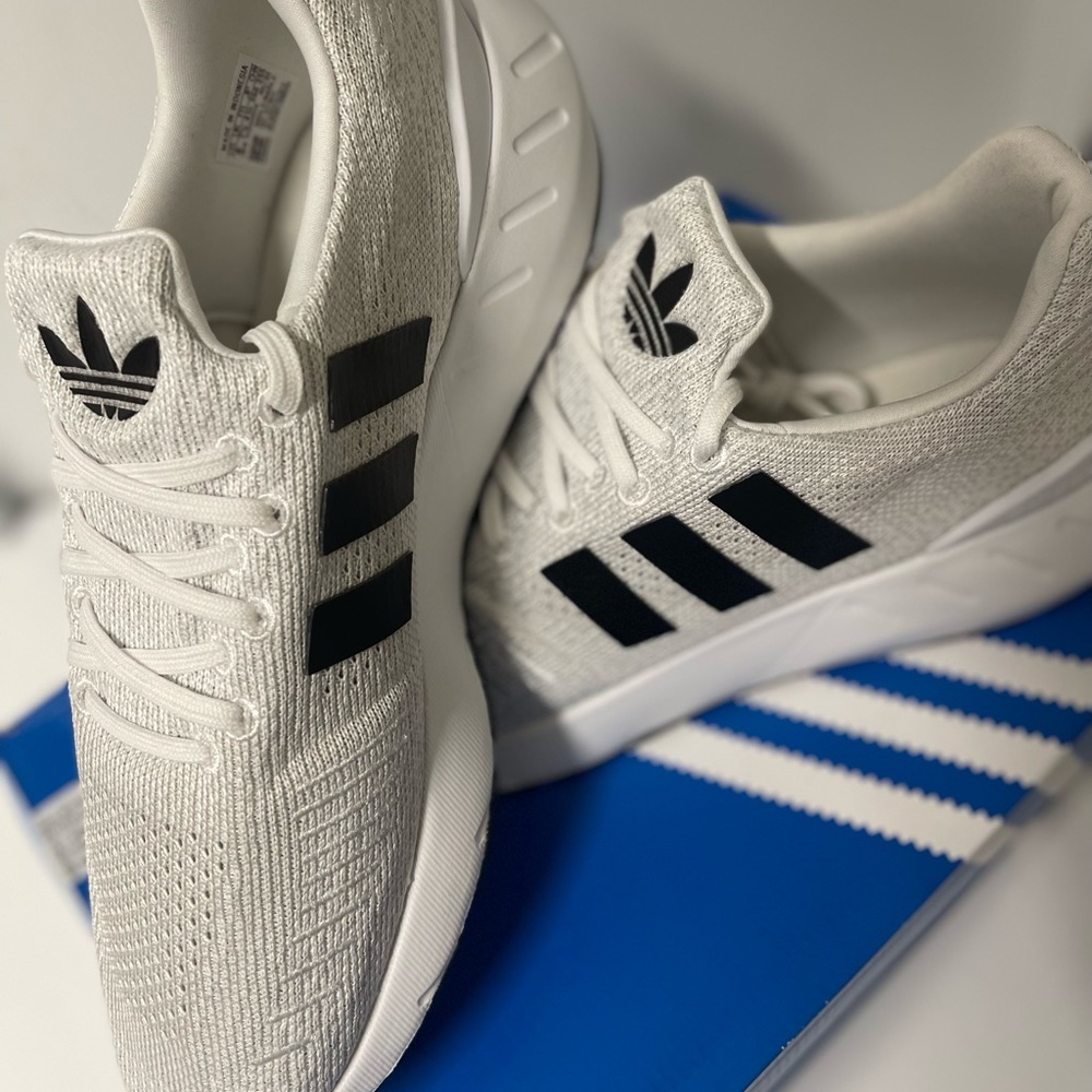 Adidas Swift Run 22